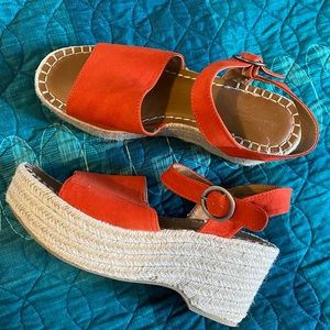 universal threads wedges